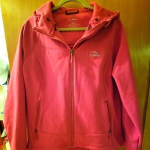 Women's Soft Shell LL Bean Hooded Jacket